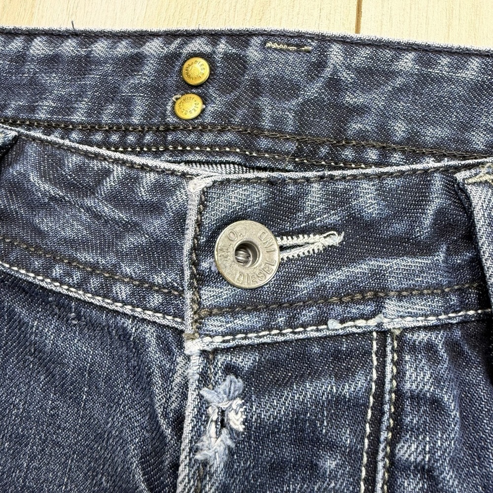 Diesel Industry Mens LARKEE Button Fly 5 Pocket Denim Jeans Blue Wash Size 34x32 - Picture 14 of 16